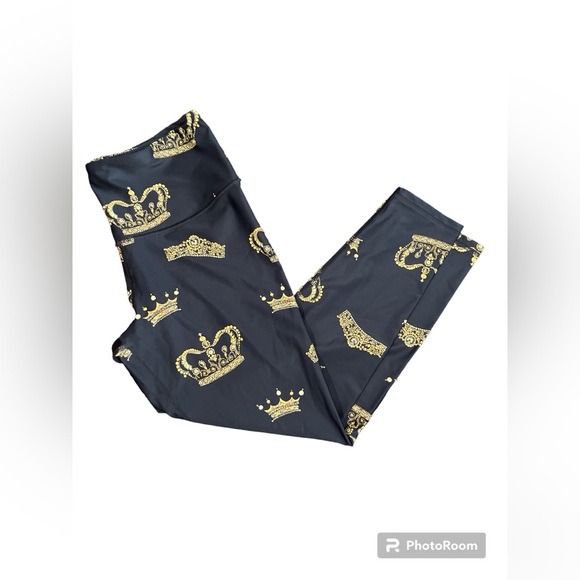Victoria Sport Crown Cropped Leggings - Black/Gold - Large - EUC - Picture 1 of 6